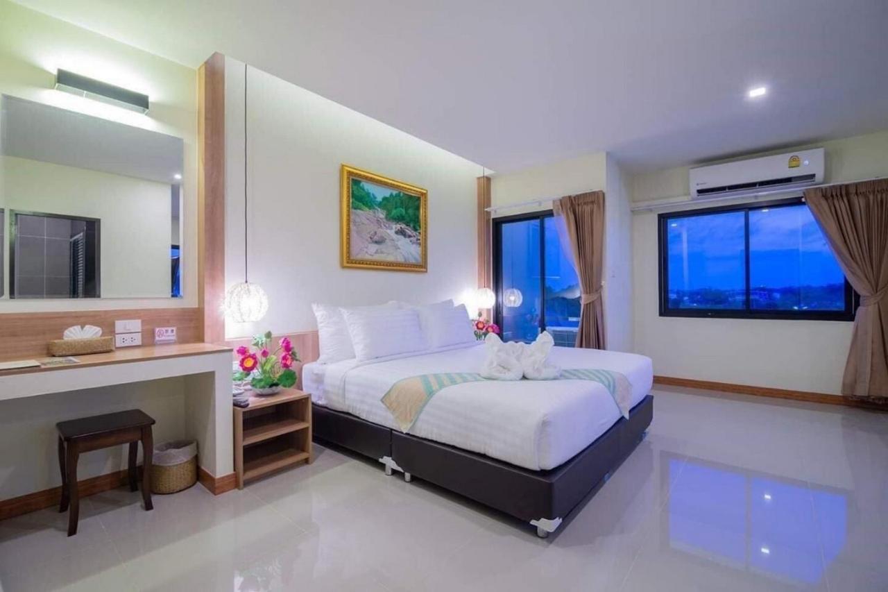 Pura Nakhon Hotel Nakhon Si Thammarat Esterno foto