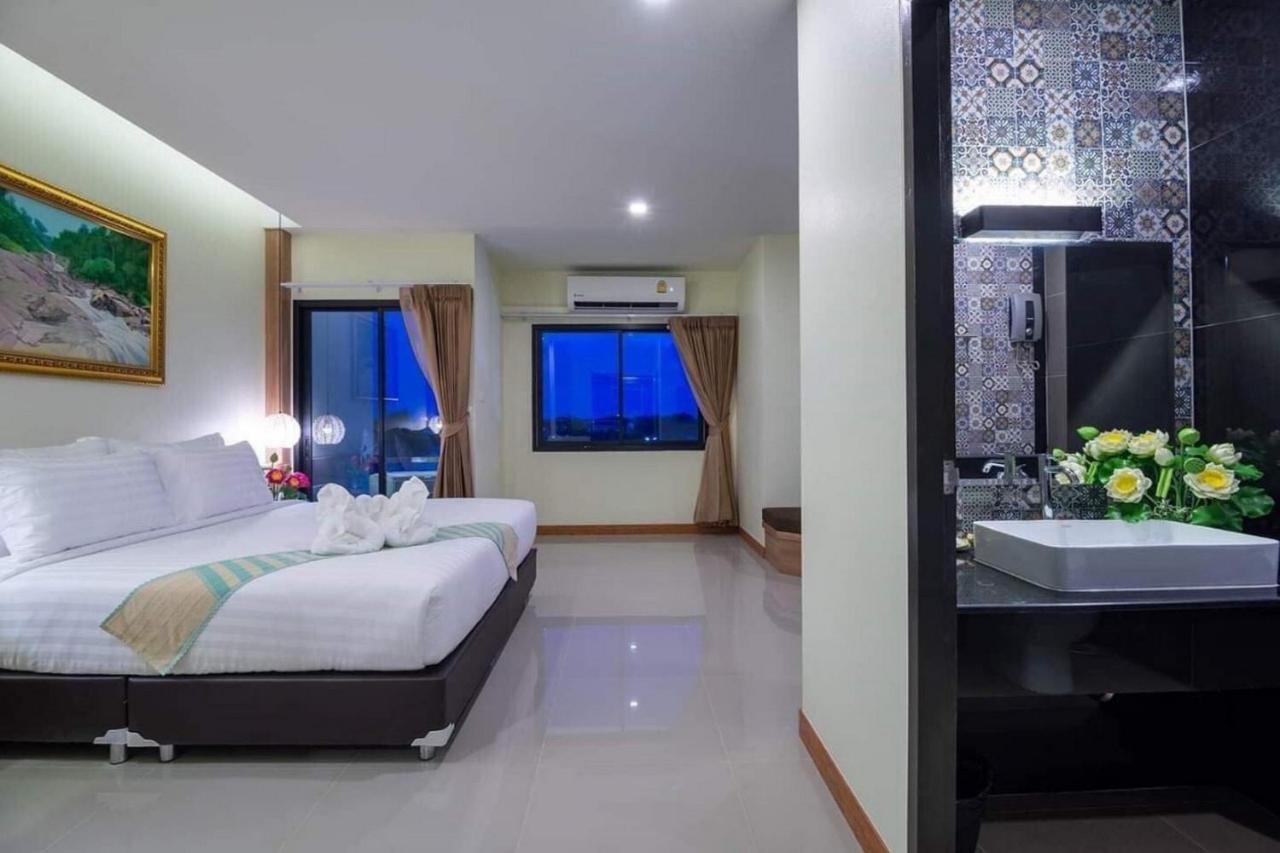 Pura Nakhon Hotel Nakhon Si Thammarat Esterno foto